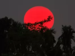 sol vermelho